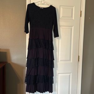 Dainty Jewells Clothier Navy Maxi Dress Size Large